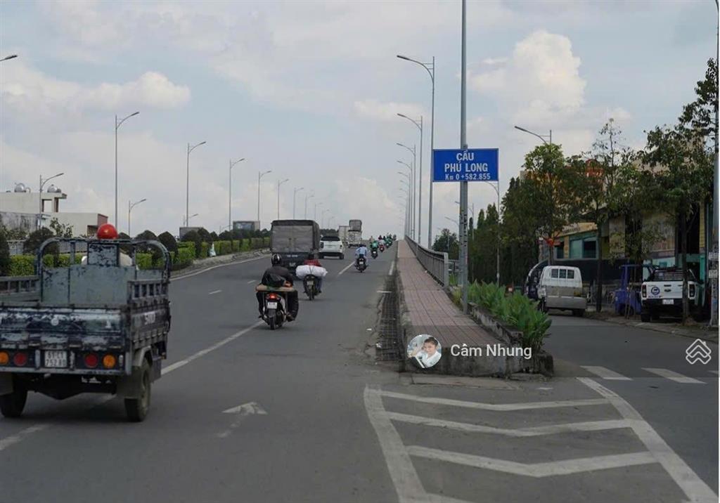Chính chủ gửi bán đất đẹp tại chân cầu phú long, dt 69,1m², giá 2tỷ350, 0908 002 ***