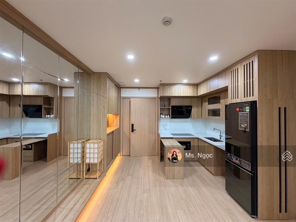 Cần bán căn hộ 1 phòng ngủ minato nhật bản, full nội thất cao cấp, 46 m2, tầng cao. giá chỉ 2 tỷ 75