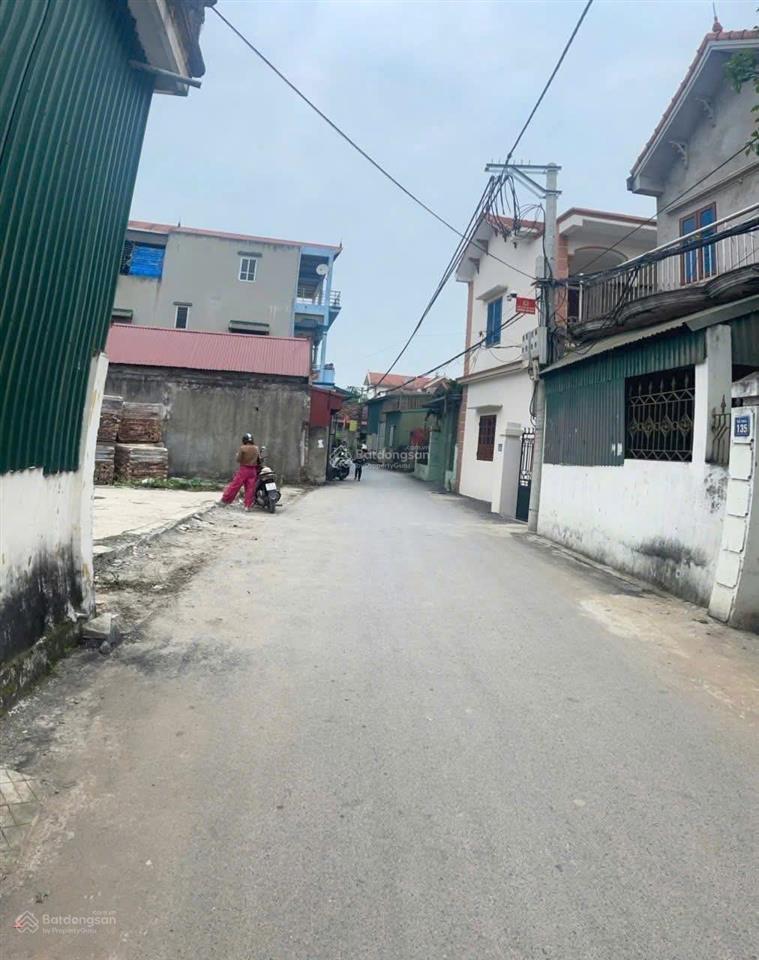 Chính chủ bán đất hồng vân, thôn phương quế, 45m2*4.3m mt, nở hậu, gần trạm thu phí thường tín