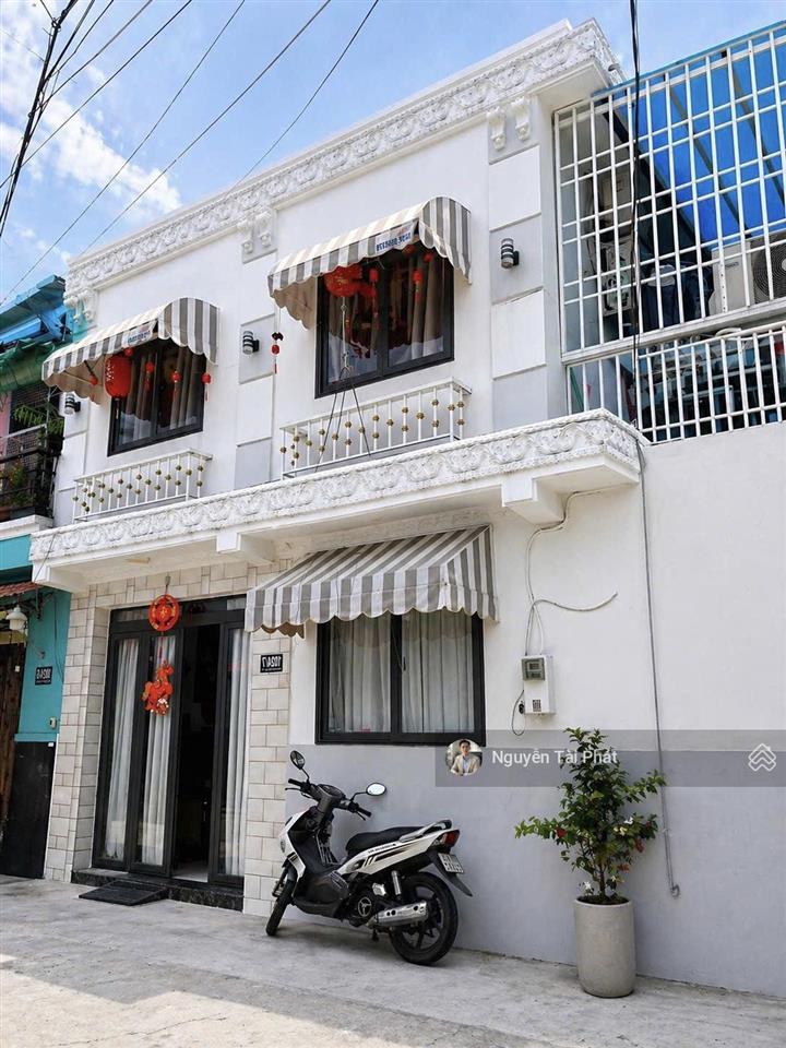 Nhà đẹp 2 tầng 55m2 cách 50m ra mặt tiền 3pn, nội thất xịn cách chợ phú thuận 500m nhỉnh 5 tỷ