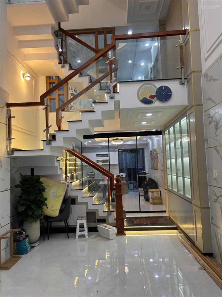 6.99 tỷ chính chủ cần bán nhà phố 5 tầng tân cổ điển đường 7m