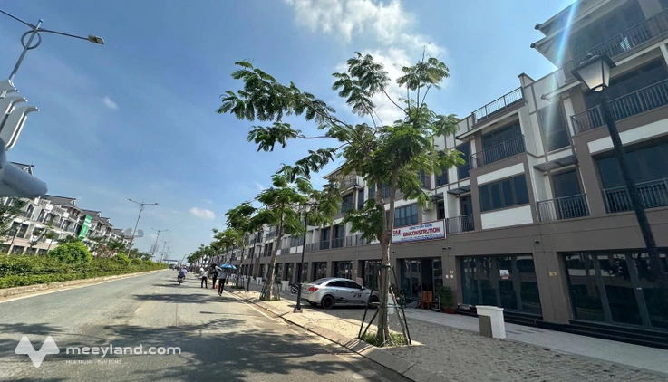 Đất cắt lỗ 160m2 nở hậu ngay cạnh Vinhomes Green City, giảm ngay 500 triệu, sổ riêng