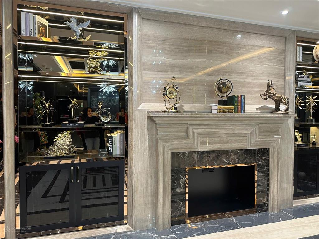 1.0.2!!! lô góc 3 mặt thoáng m1 vinhomes metropolis liễu giai 100m2 3 ngủ tầng cao view đẹp