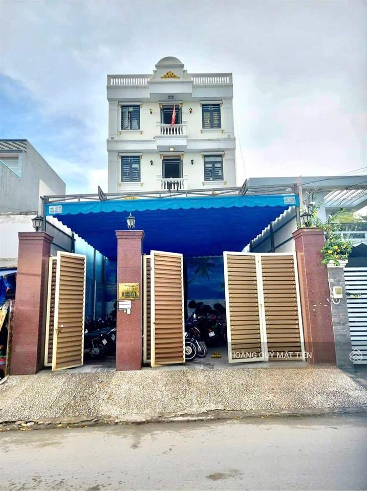 Toà chdv mt đường số 11 ~ 8m*40m = 320m2. ngay đường số 2 p. trường thọ khoán 138 tr/tháng