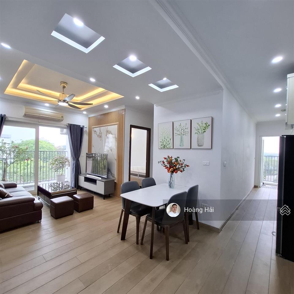 Căn hộ việt hưng chung cư mà ở riêng tư như nhà mặt đất 73m2 2pn/2wc 2 ban công