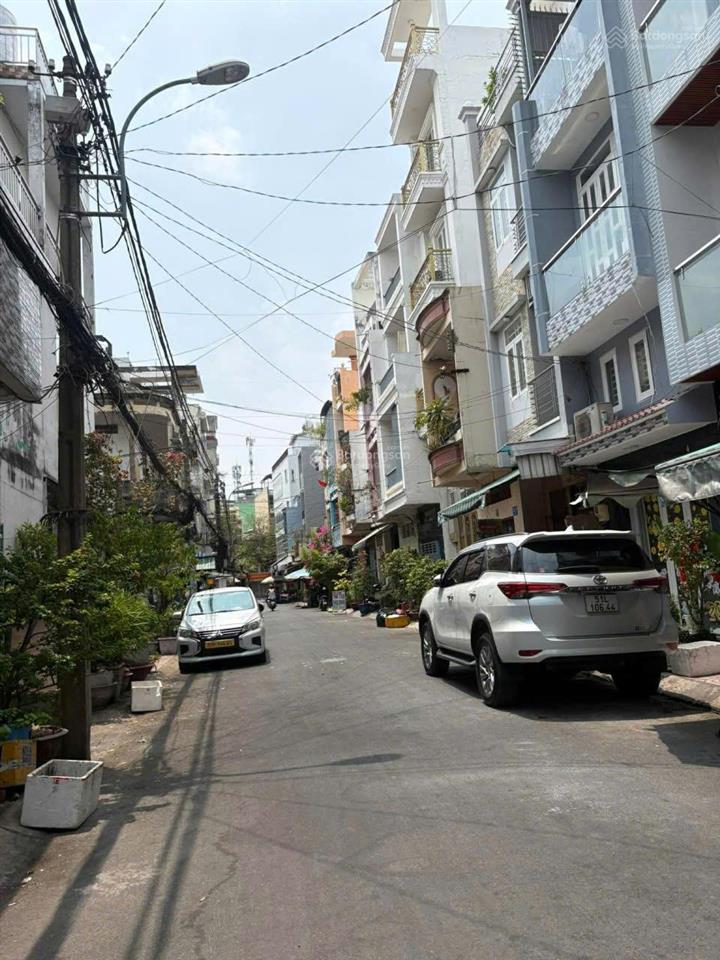 Hẻm 8m thông minh phụng quận 11 dtcn 42m² 4 tầng btct * giá 8.8 tỷ tl