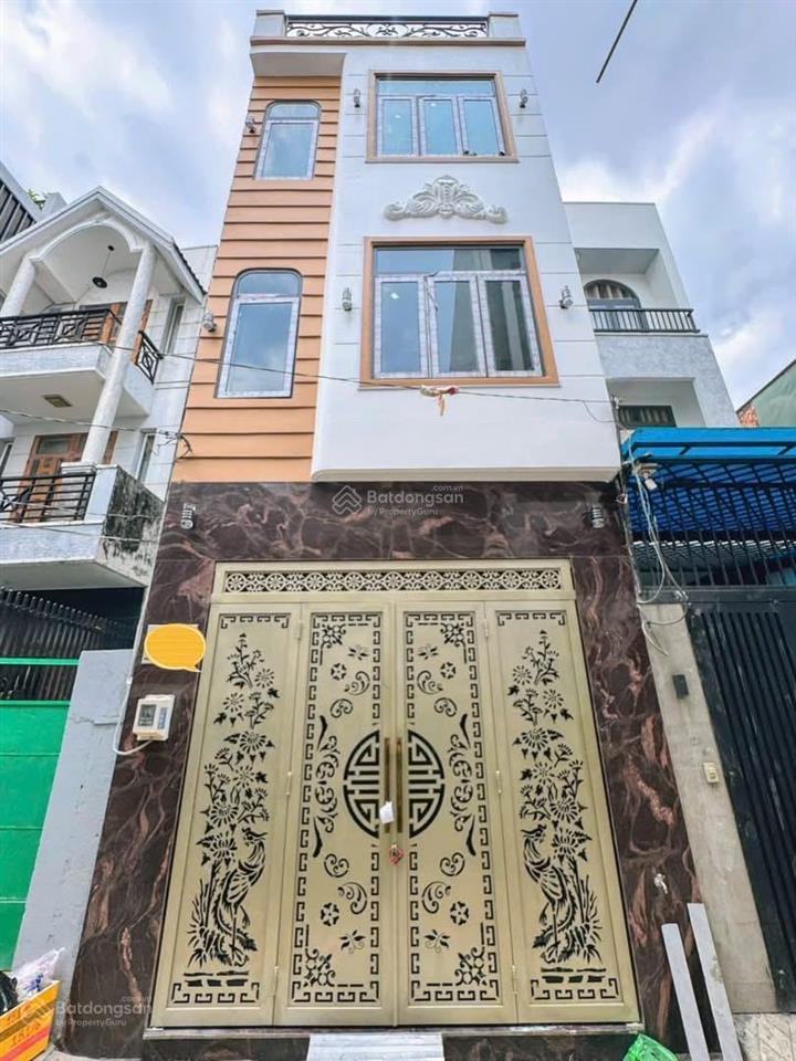 Bán nhà đường nguyễn hữu hào, quận 4, dt 63m2 (4m x 15,7m) giá 3.290 tỷ. gần đường hoàng diệu