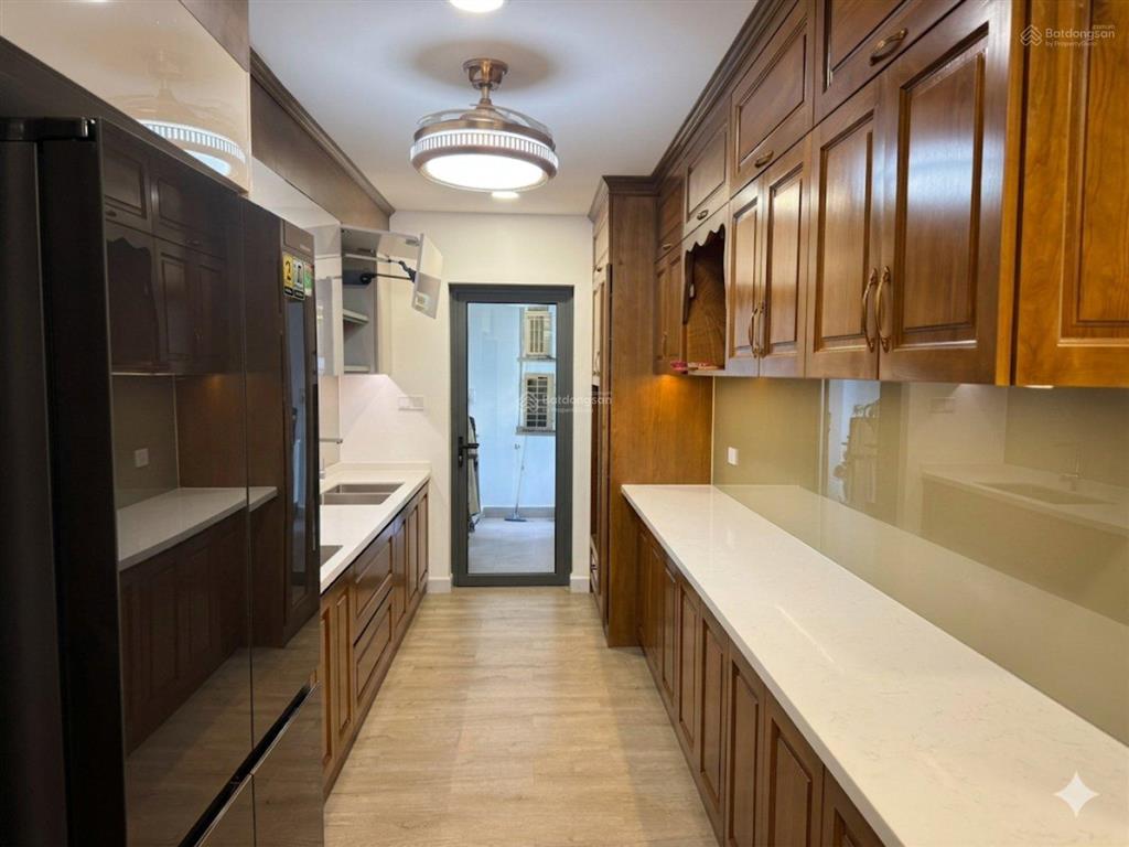 Bán căn 2pn, 96m², giá 8 tỷ, full nội thất gỗ sang đẹp, đn mát mẻ, diamond brilliant celadon city