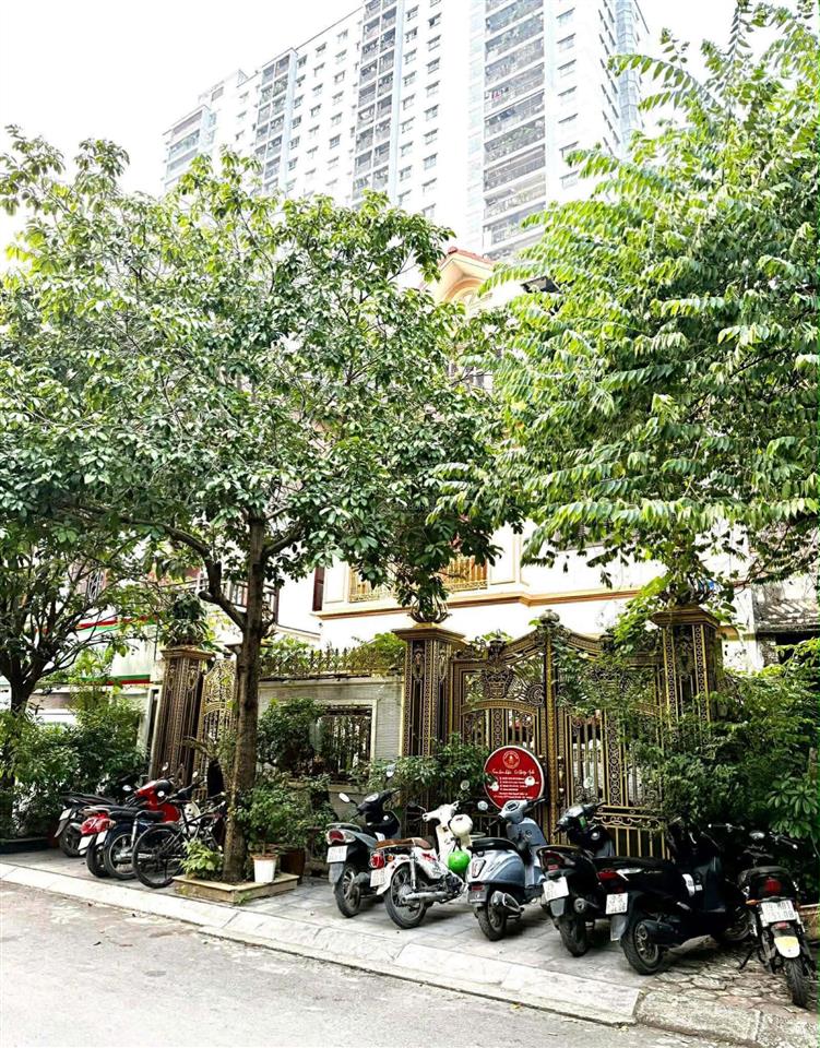 Bán bt song lập đối diện vườn hoa khu nhà ở bộ công an 145 m2 mt 9m 3 tầng hướng đn 68 tỷ
