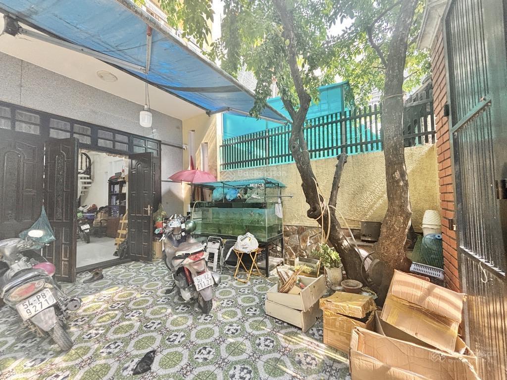 Hơn 8 tỷ 4 tầng 104m2 p10 gò vấp ngay cityland