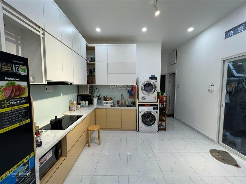 Nhà mới đẹp nguyễn sỹ sách tân bình gần chợ tân trụ cách 70m. 5,4m x 14,5m nở hậu 6m