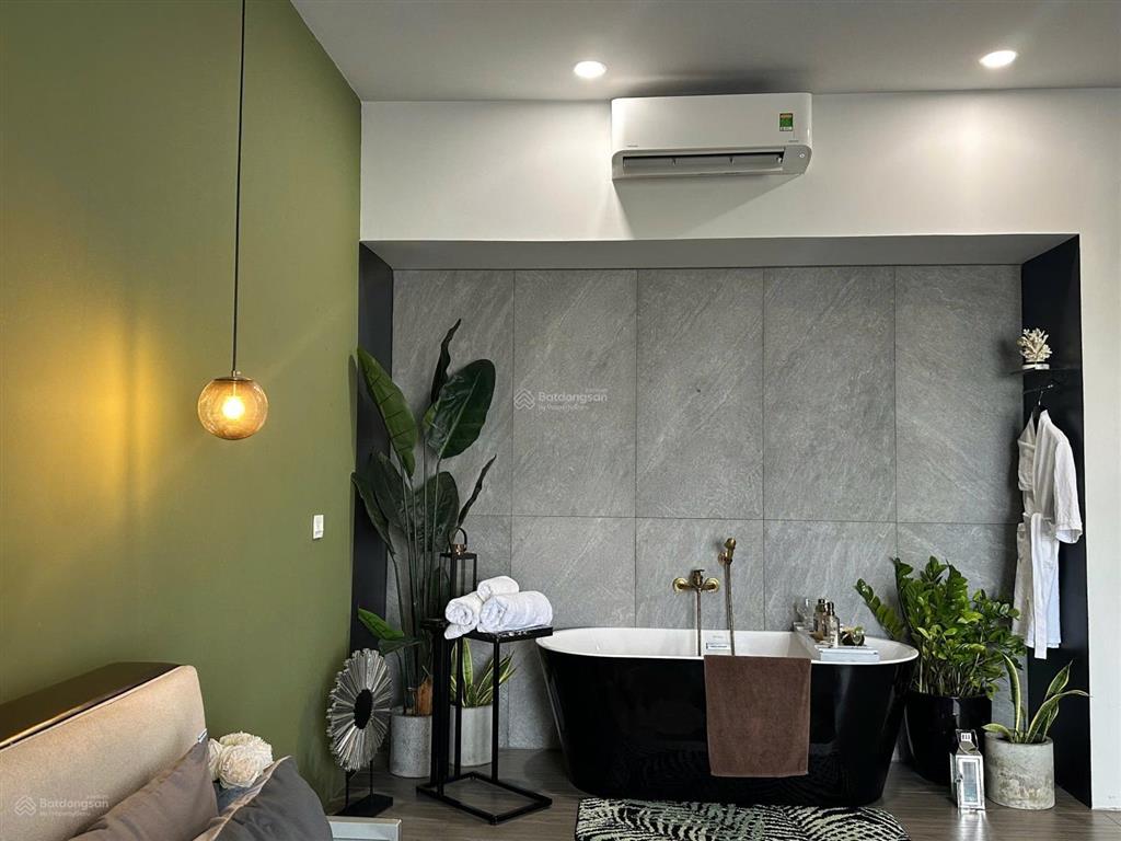 Chính chủ bán nhanh căn officetel chung cư sunrise city view, p. tân hưng, q7. 0909 992 ***