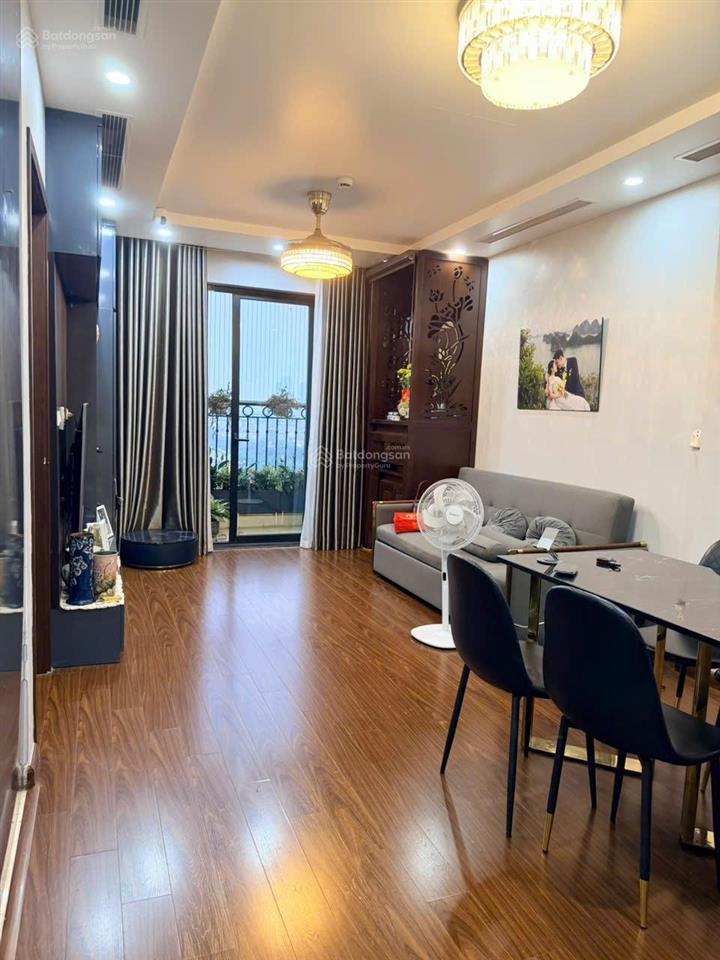 Anh tôi cần bán gấp căn hộ 78 m² 2pn, 2wc tại roman plaza tầng đẹp sẵn slot ô tô giá 6,3 tỷ