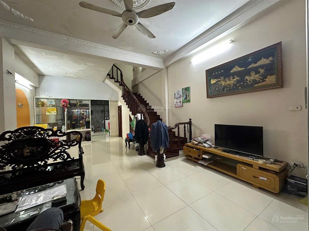 Bán liền kề xa la 76m2 ngay chân chung cư kinh doanh đắt hàng giá 21,x tỷ
