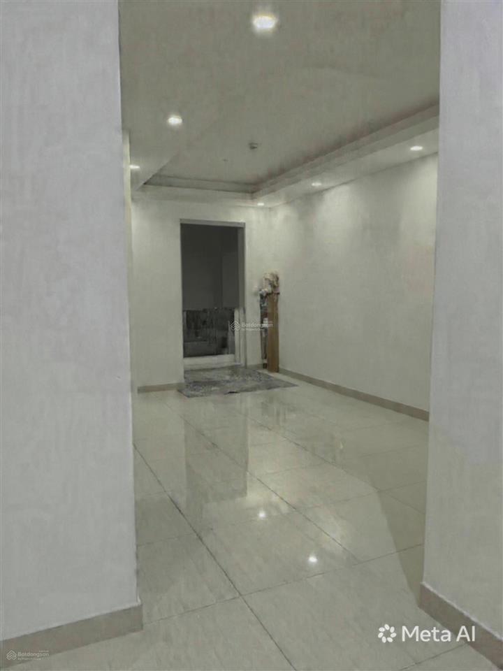 Chính chủ. diện tích 65,58m2, tầng 7, nhìn ra không gian trống, thoáng