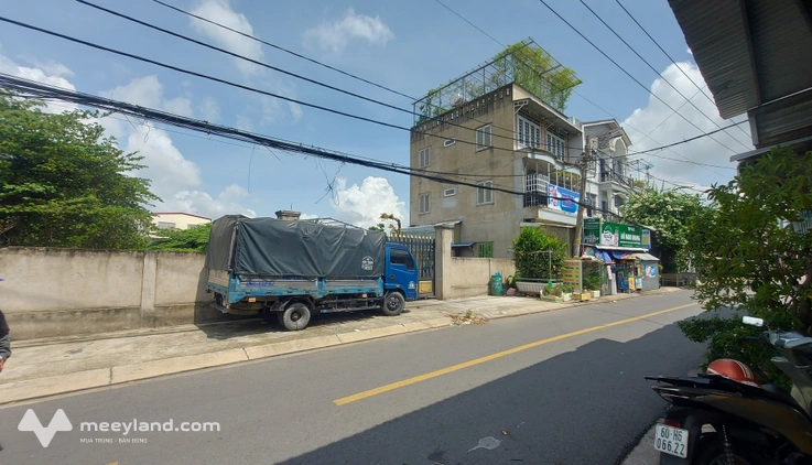Bán lô đất 1000m2 làm kho xưởng tại Hóc Môn - Giá đầu tư cho anh chị