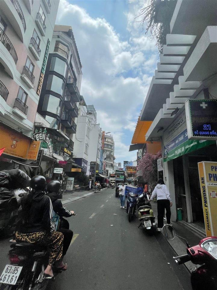 Phố tây bùi viện chdv thu 480tr/năm 8,88 tỷ ngang hơn 6m