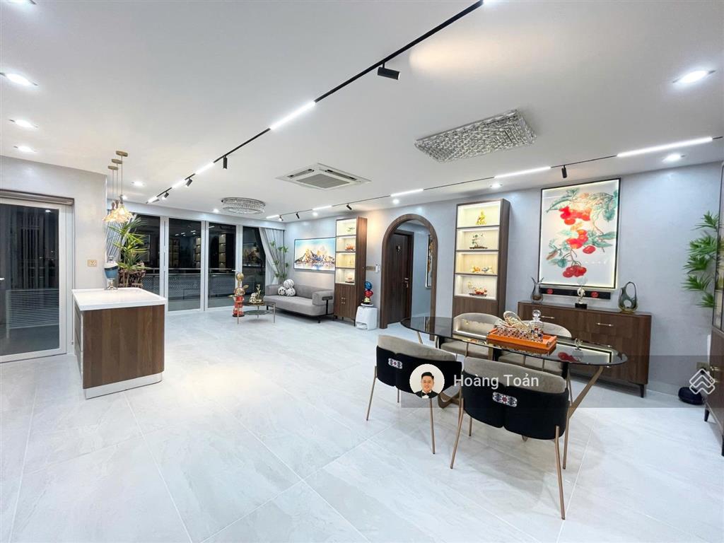 Cần tiền bán gấp căn hộ green valley, 128m², 3pn, 2wc, giá 10 tỷ 0947 800 *** em toản
