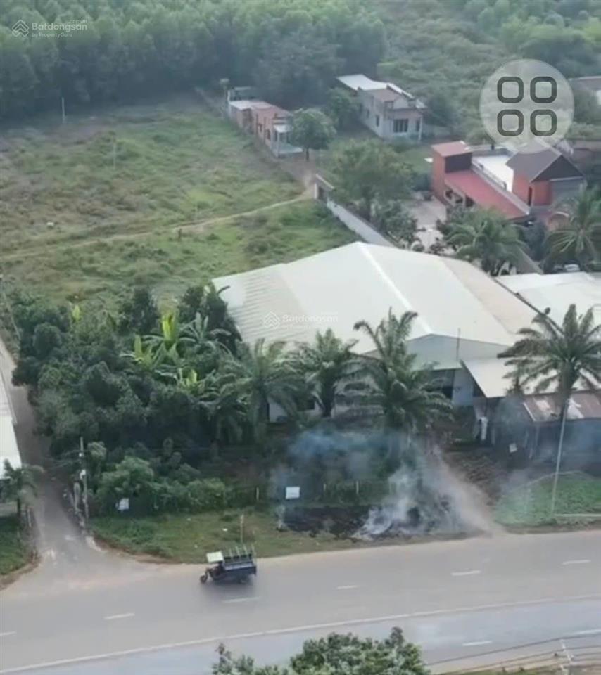Bán đất 11000m2 mặt tiền đường quốc lộ 1a 45m² có 300m² thổ cư