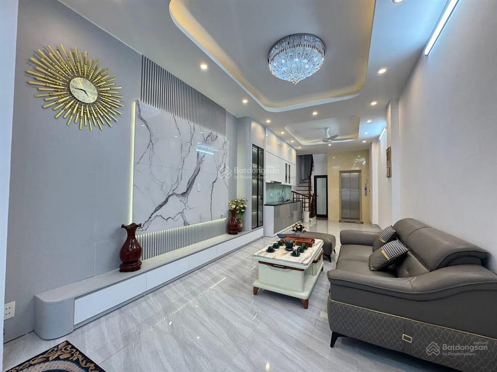 Cực đẹp! hồ đắc di,thang máy,gần hồ, ngõ nông,ô tô đỗ cách 30m, nhà xây mới,ở cực thích, 45m2*6 t