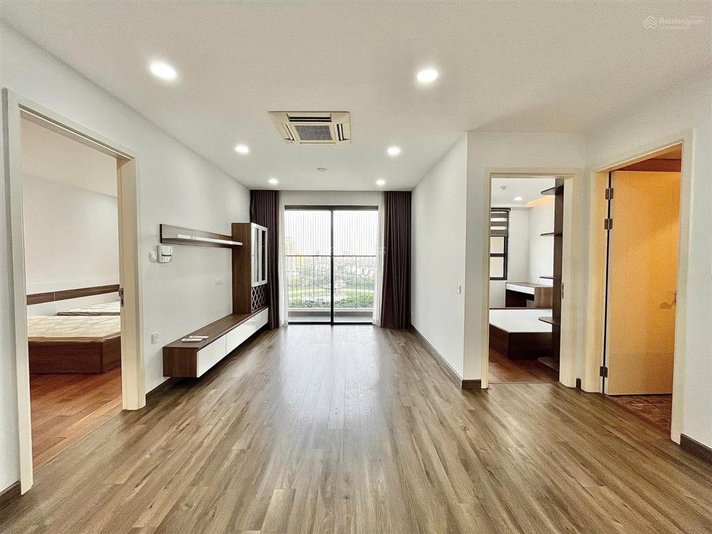 Bán căn 2pn 73m2 giá 7,6 tỷ vinhomes d'capitale trần duy hưng