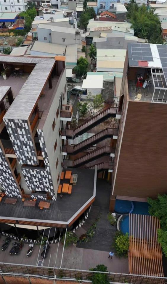Bán tòa nhà văn phòng 1 hầm 7 tầng, mặt tiền đường nguyễn duy trinh, đường rộng 20m