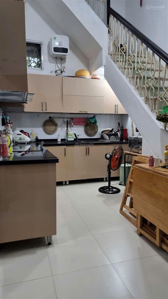 Bán nhà riêng ngõ 200 nguyễn lân 60m2 có gara ô tô