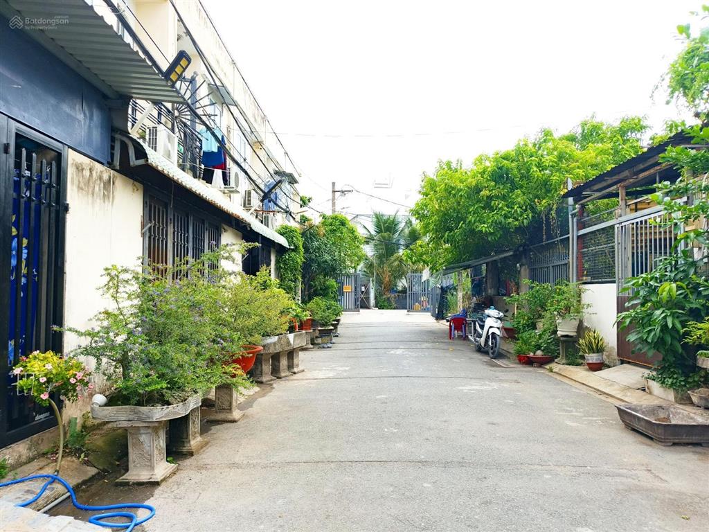 Bán đất 2mt đường nhựa 6m, gần cao tốc bến lức long thành