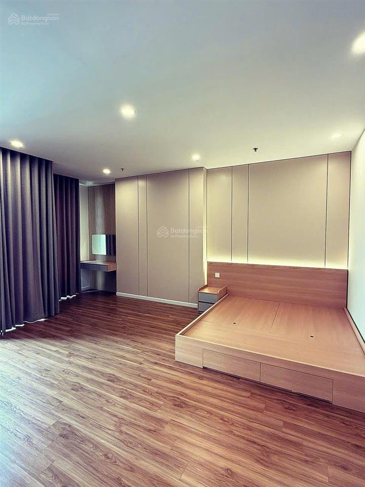 Giá cực tốt bán căn hộ studio sổ đỏ 40m2 giá 2,7 tỷ tại trinity tower. 0842 620 ***