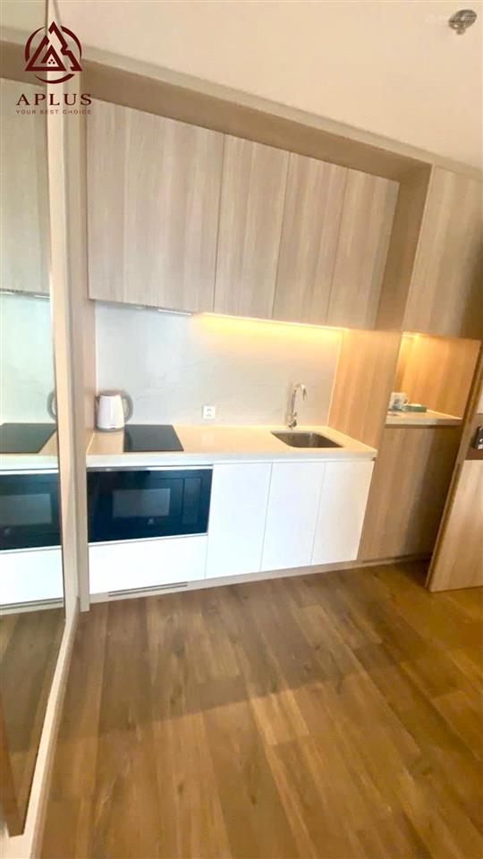Bán rẻ nhất căn 2n tầng đẹp view chéo biển tòa a giá 4,5 tỷ 0978 788 ***
