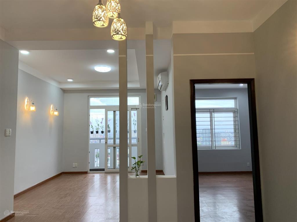 Chủ về bắc bán gấp lữ gia plaza 100m2 (3pn) giá tốt giá tốt trong khu vực
