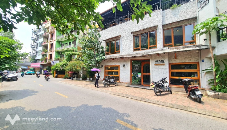 Bán nhà mặt phố Nguyễn Ngọc Doãn, 125m2, 3 tầng, kinh doanh vô đối