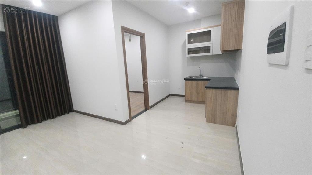 Bán căn hộ 2pn 2wc góc 47,8 m2 bcons plaza tầng cao, giá 2 tỷ 290 triệu, sổ sẵn sàng tên ngay