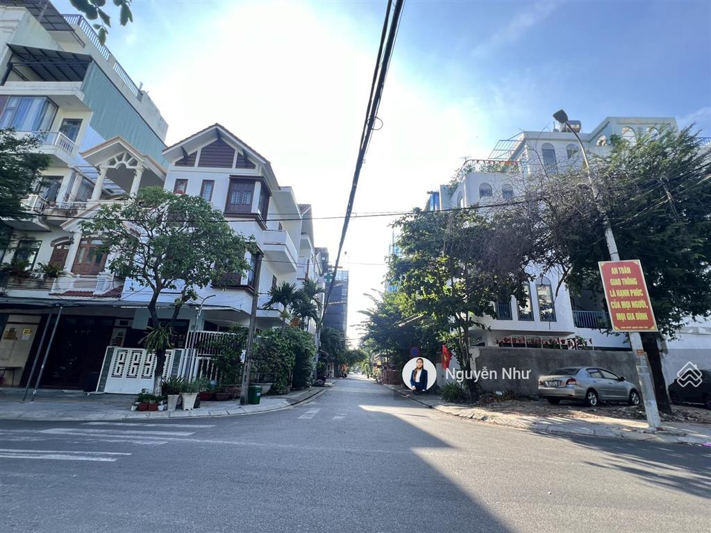 Góc 2 mặt tiền dương đình nghệ, đà nẵng, dt 114m2 ngang 20m. góc hiếm xây 7 tầng. giá 24.5 tỷ