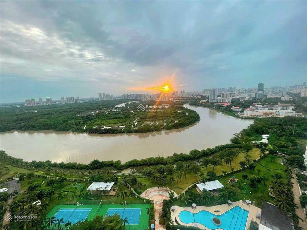 Chủ nhà cần tiền bán gấp căn hộ green valley pmh, 118m2, 3pn 2wc giá 9,5 tỷ. 0914 106 ***