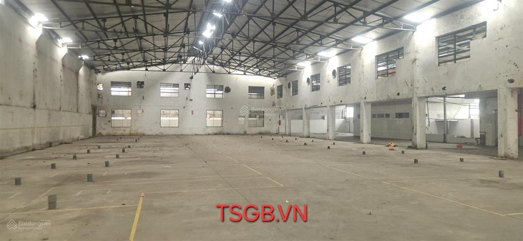 Bán xưởng 1600m2 1 xẹc quốc lộ 1a