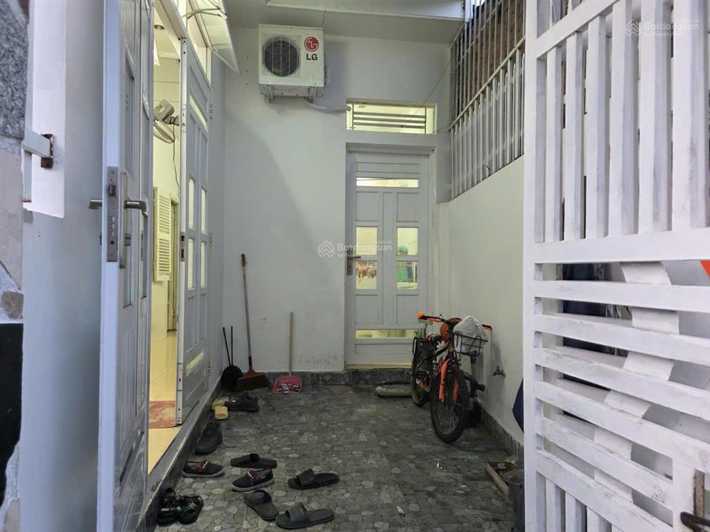 Bán nhà dt 72m2 3pn ôtô đậu cửa nguyễn chích vĩnh hoà bắc nha trang chỉ 2tỷ9(gần biển)