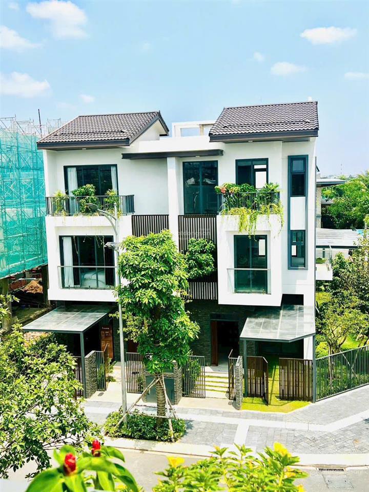 Nổi bật la home! chính chủ bán căn góc 2 mặt tiền, giá tốt đầu tư