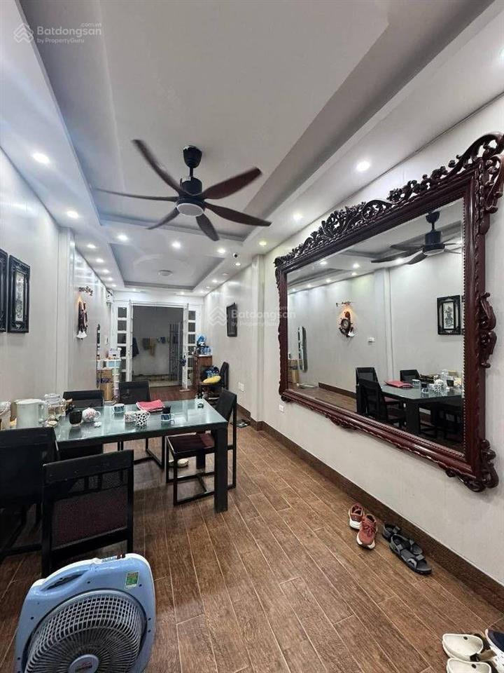 Bán nhà ngõ hoàng hoa thám ngõ nông, vị trí đẹp, giá tốt