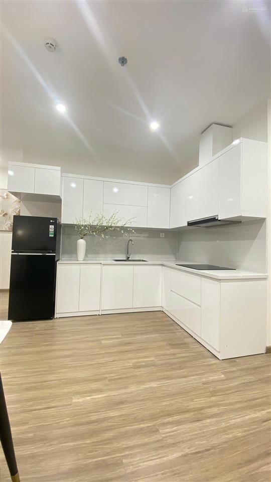 Chính chủ bán căn 3pn, 81m2, tòa s a5, view bể bơi vinhomes smart city, 5.3 tỷ thu về