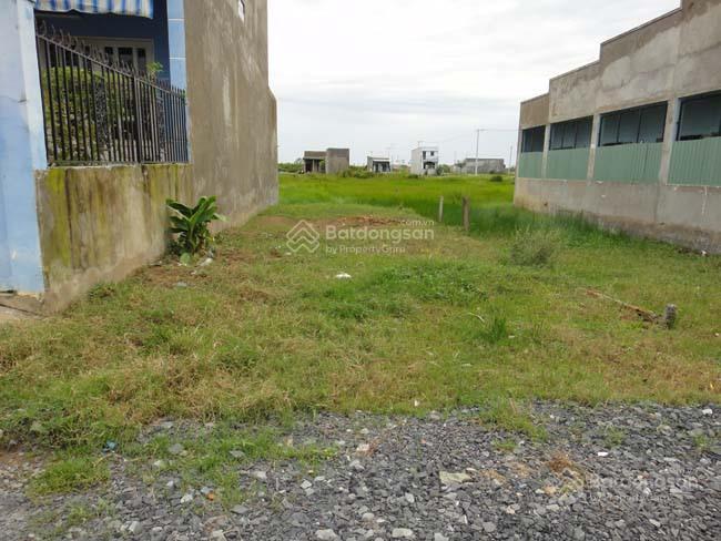 Chính chủ bán 124m2 đất tt ninh cường, gần trường học, trạm y tế, view sông, đường trước mặt 15m