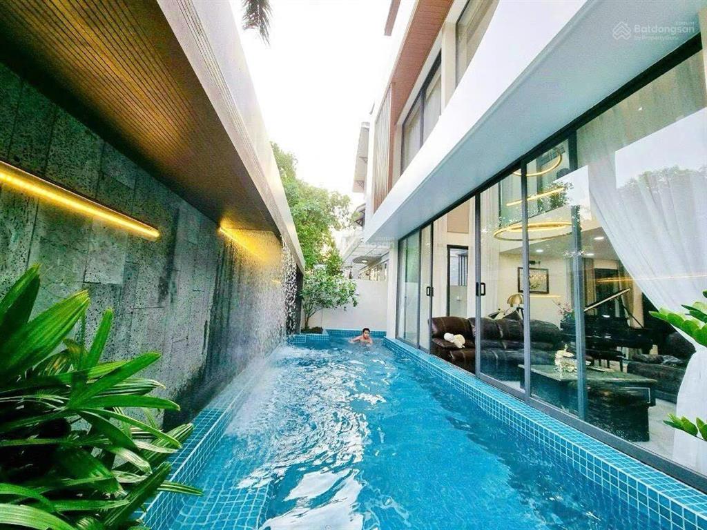 Hot! biệt thự 2 mặt tiền đường lớn khu phố nam thông 1, phú mỹ hưng, quận 7 270m2 120 tỷ