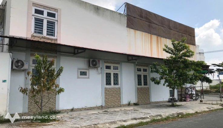 Cắt lỗ bán gấp nhà trọ cấp 4 - 75m2 ngay khu dân chư chợ Mỹ Nga Tây Lân