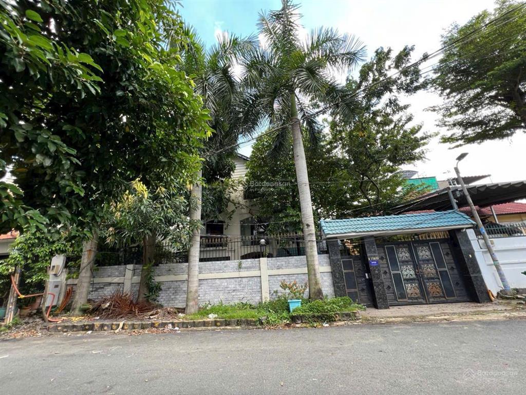Bán biệt thự 36/70 nguyễn gia trí, p25, bình thạnh, 428m2 đất giá 99 tỷ