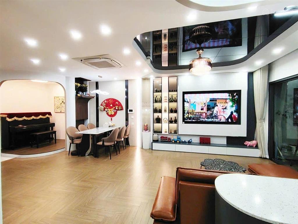 Hàng xóm vin cao xà lá giá = 1/3, em bán căn 3 ngủ chung cư golden land nguyễn trãi, tầng 16, sổ đỏ