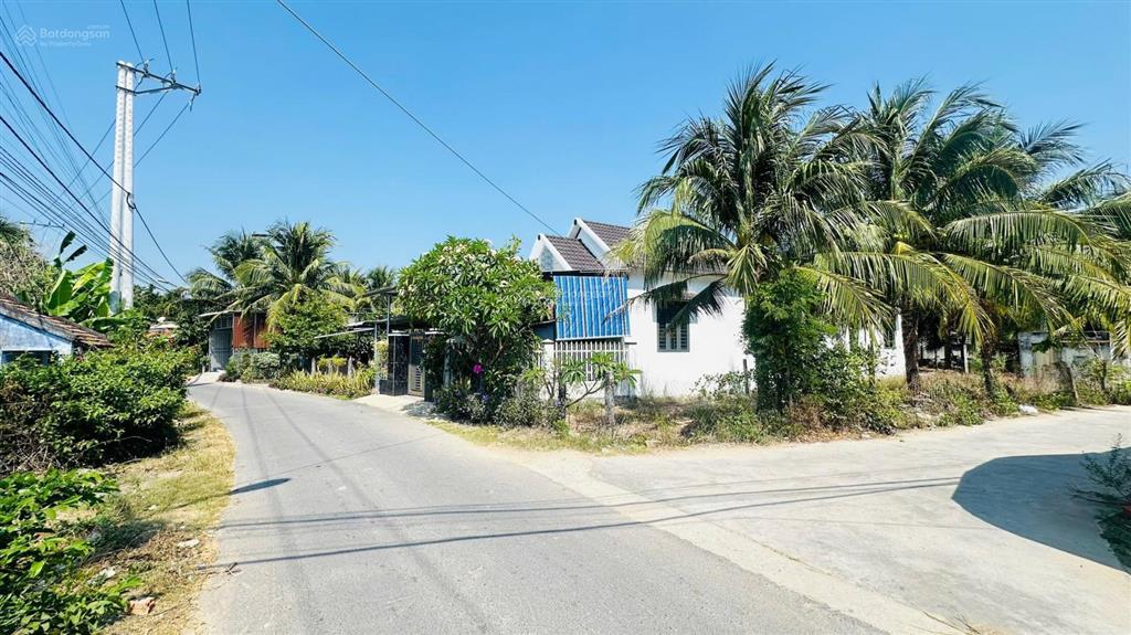 Lô góc vạn thắng, đường nhựa ô tô, gần sân bay vân phong giá chỉ 1 tỷ 250 triệu