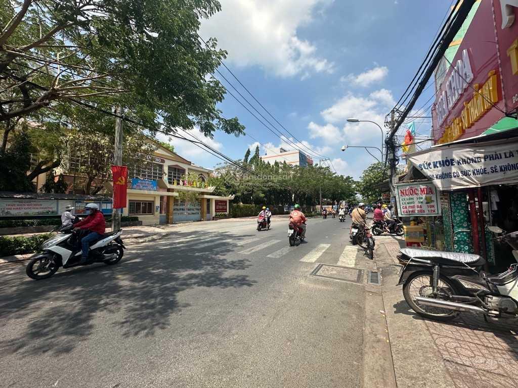 Nhà mới mtkd nguyễn thị kiểu, 4x25m, cthuê 20tr/th, 3 tấm, 5,6 tỷ tl mạnh