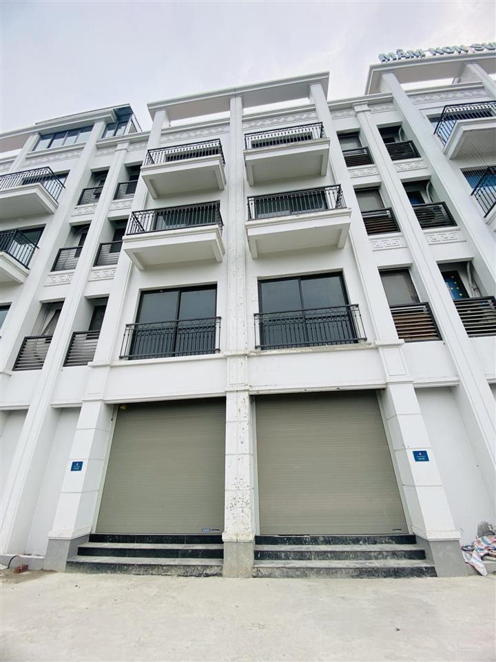 Chính chủ bán căn liền kề 78m2 đã hoàn thiện và đang cho thuê. xem nhà em hùng 0934 364 ***