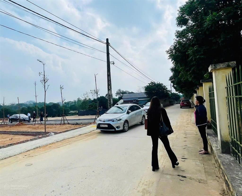 Chưa đến 2 tỷ nhận ngay lô đất phường tùng thiện 110m2 full thổ cư sẵn sổ tại sơn tây hà nội