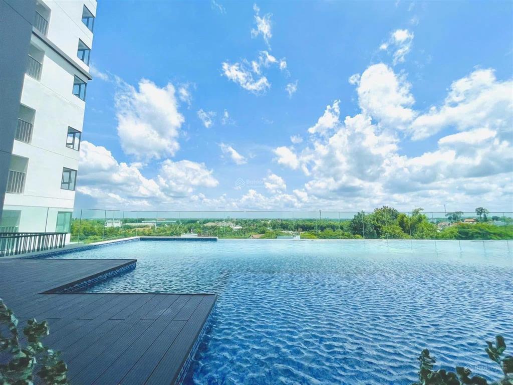 Căn góc 3pn 2,4 tỷ tầng trung view sông thoáng mát, chủ ngộp bank giảm mạnh 350tr tại the maison